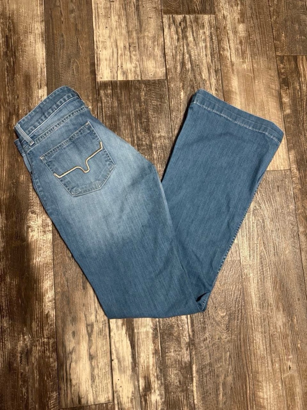 Kimes ranch Lola Soho fade jeans size 8 inseam 34